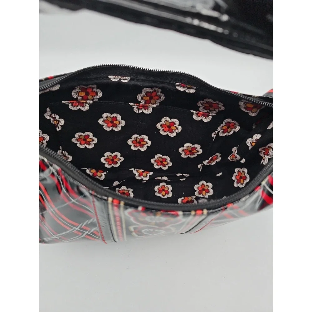 Vera Bradley Black Red Vinyl Hobo Shoulder Bag Bow Accent Fabric Lining Purse